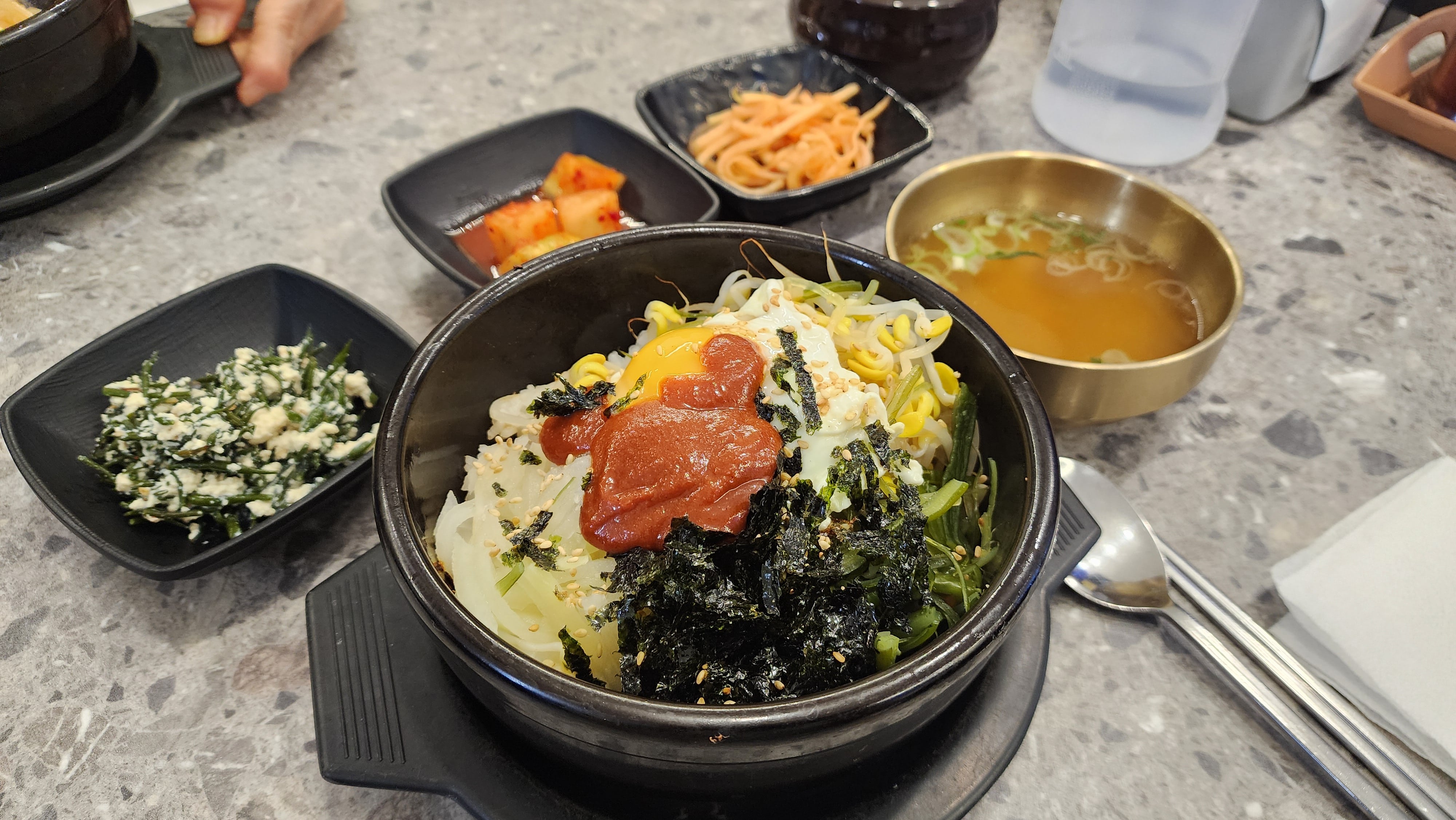 부산_비빔밥_2
